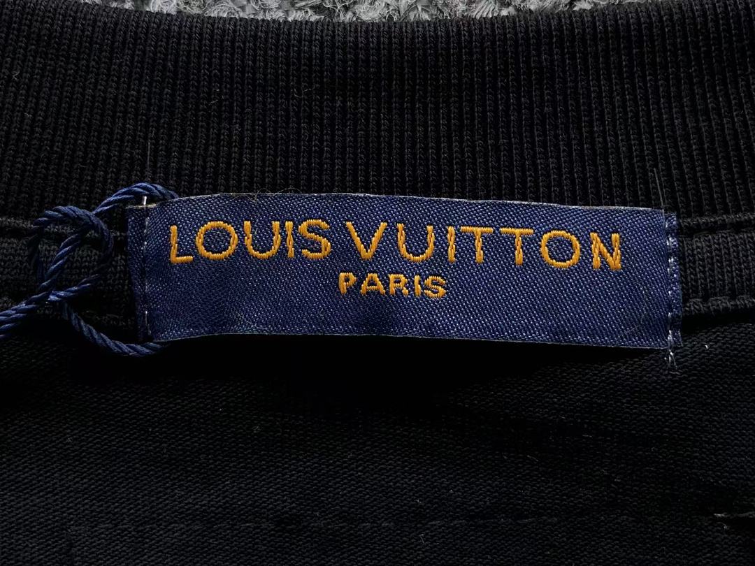 Louis Vuitton 115 L⭐ T-SHIRT 1106133060 (Im 170Cm 60Kg I Wear Size S In The Phot) - Image 24