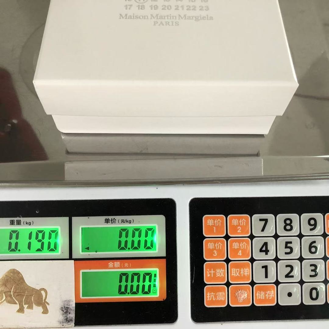 On Running 125 MAISON MARGIELA BELT 3206181221 (Long 109CM* Wide 4CM) - Image 12