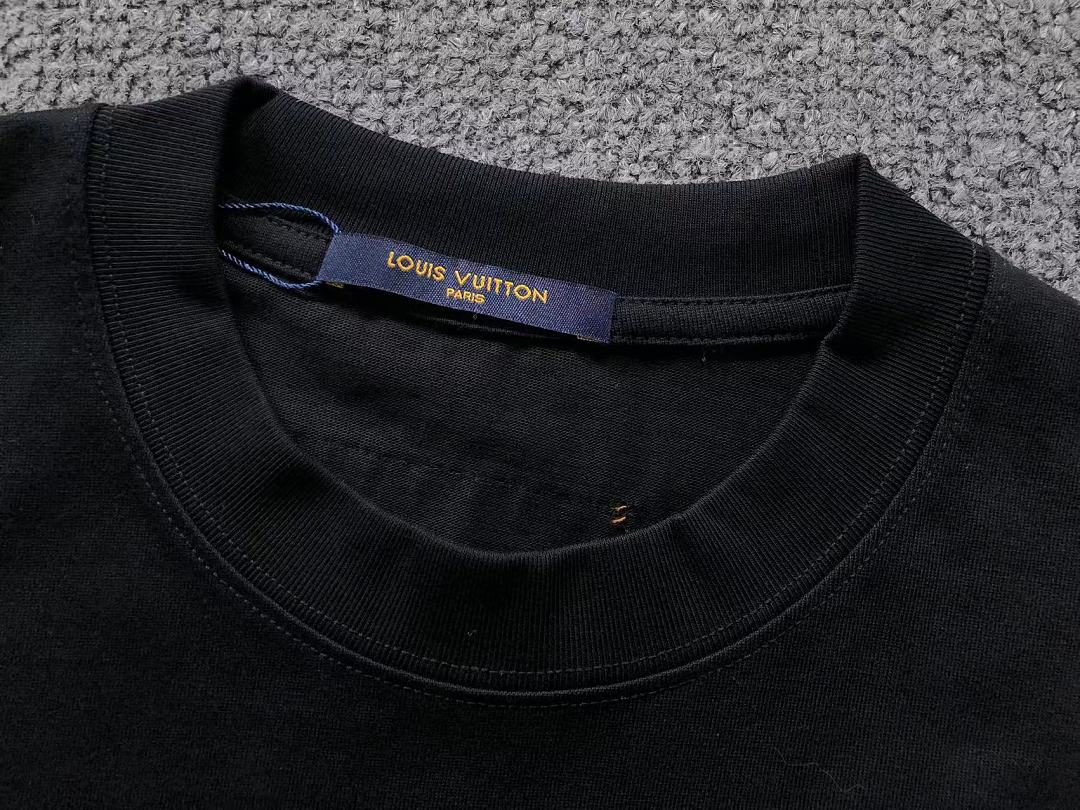Louis Vuitton 125 L⭐ T-SHIRT 126270160 (Im 170Cm 60Kg I Wear Size XL In The Phot) - Image 17