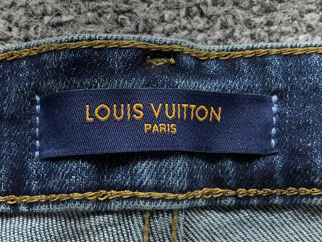 Louis Vuitton 215 L⭐ - Image 25