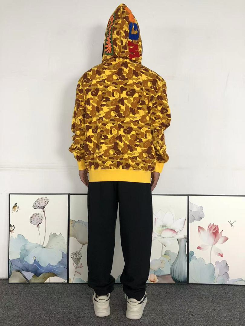 Bape 238 BAPE HOODIE 4110200677 (Im 170Cm 60Kg I Wear Size L In The Phot) - Image 4