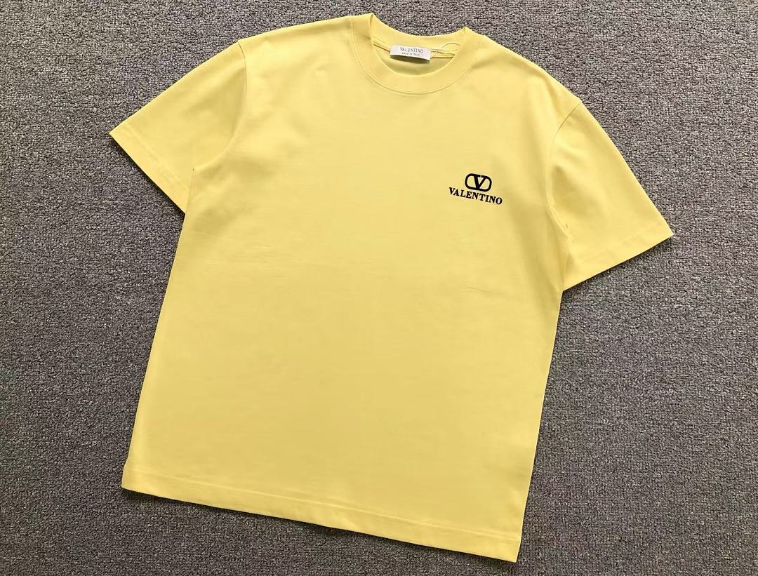 Valentino 115 VALENTINO T-SHIRT 5241606147 (Im 170Cm 65Kg I Wear Size M In The Phot) - Image 9