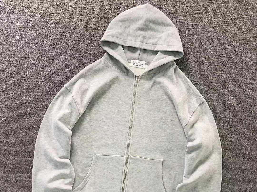 On Running 168 MAISON MARGIELA HOODIE 5122406162 (Im 170Cm 60Kg I Wear Size M In The Phot) - Image 10