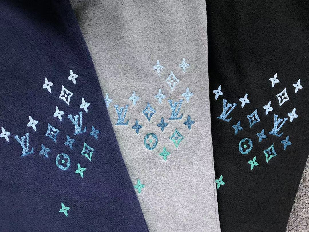Louis Vuitton 208 L⭐ HOODIE 2122625001 (Im 170Cm 57Kg I Wear Size M In The Phot) - Image 18