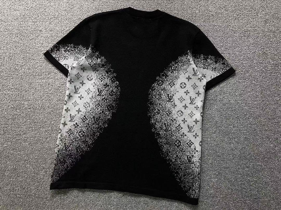 Louis Vuitton 195 L⭐ T-SHIRT 22060110125 (Im 170Cm 60Kg I Wear Size M In The Phot) - Image 13