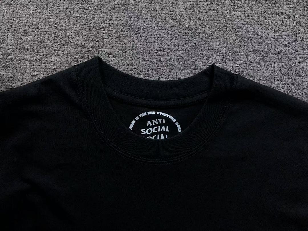 Christian Louboutin 85 ANTI SOCIAL CLUB T-SHIRT - Image 19