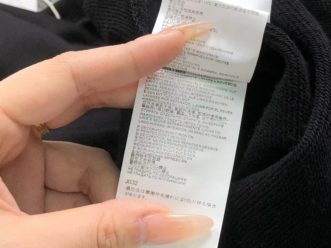 On Running 128 MAISON MARGIELA HOODIE 5123023162 (Im 170Cm 60Kg I Wear Size 44 In The Phot) - Image 14