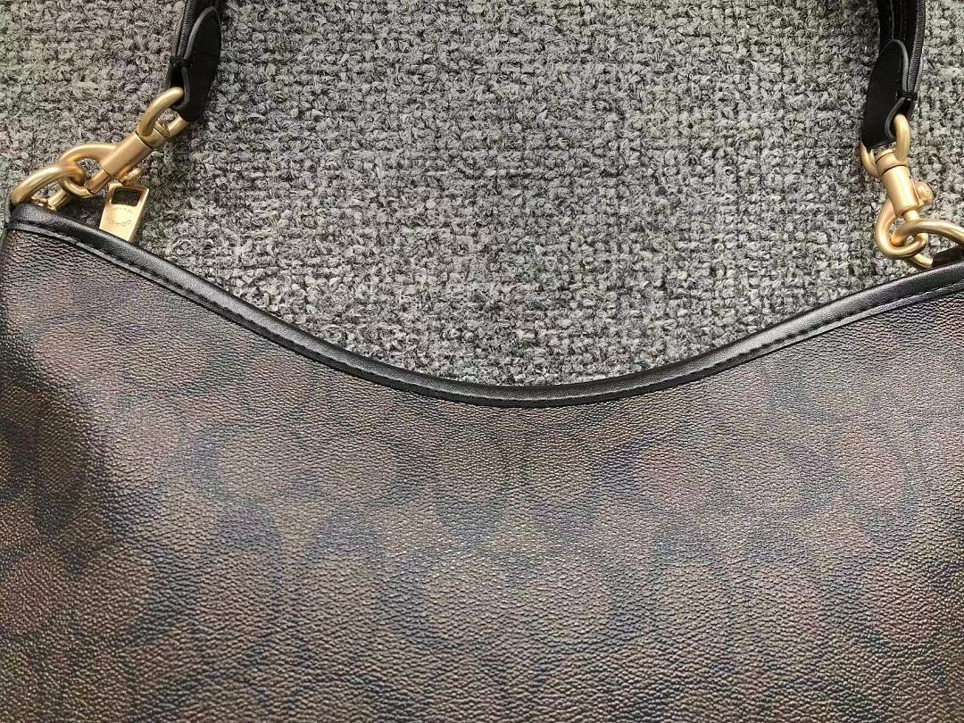 Coach 129 C⭐A⭐H BAG 2208062401 (Long 31CM* Wide 9CM* High 21CM) - Image 7