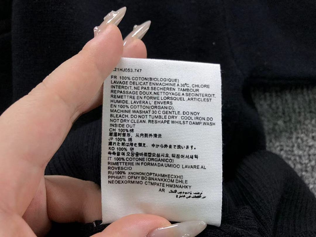 AMI 115 AMI SWEATER 510180788 (Im 170Cm 60Kg I Wear Size S In The Phot) - Image 46
