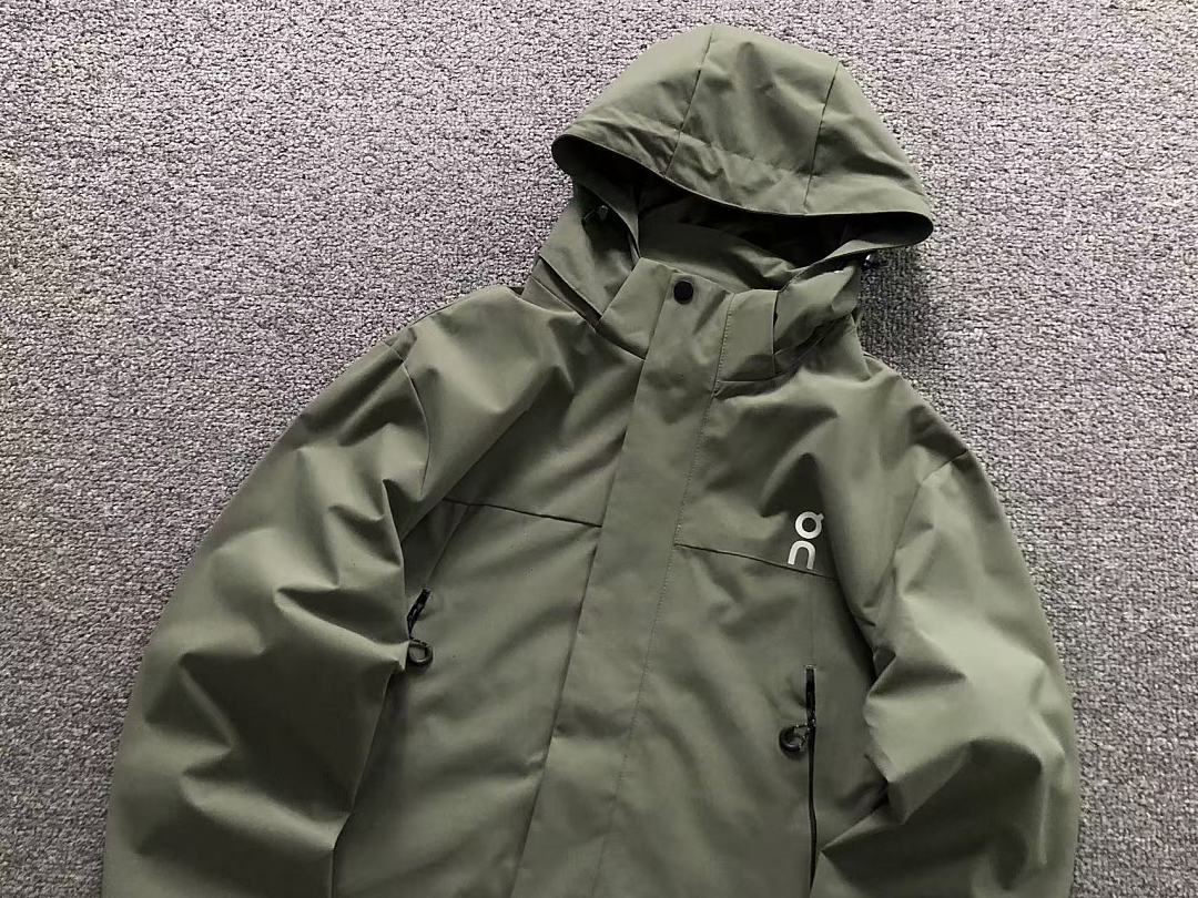 On Running 208 ON JACKET 2207150404 (Im 170Cm 60Kg I Wear Size XL In The Phot) - Image 13