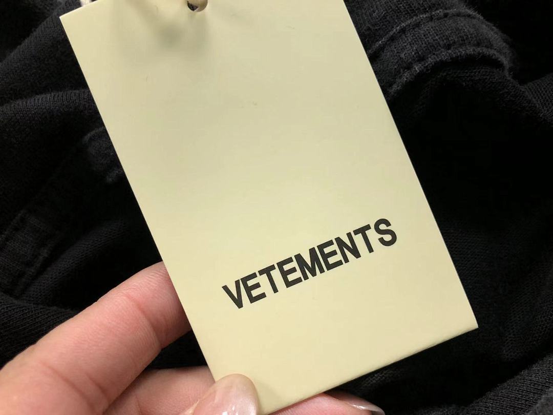 Vetements 225 VETEMENTS LONG SLEEVED 3112180617 (Im 170Cm 60Kg I Wear Size S In The Phot) - Image 23