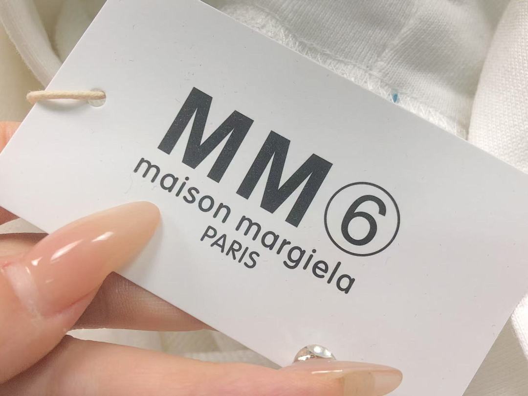 On Running 128 MAISON MARGIELA HOODIE 5123025162 (Im 170Cm 60Kg I Wear Size 44 In The Phot) - Image 15