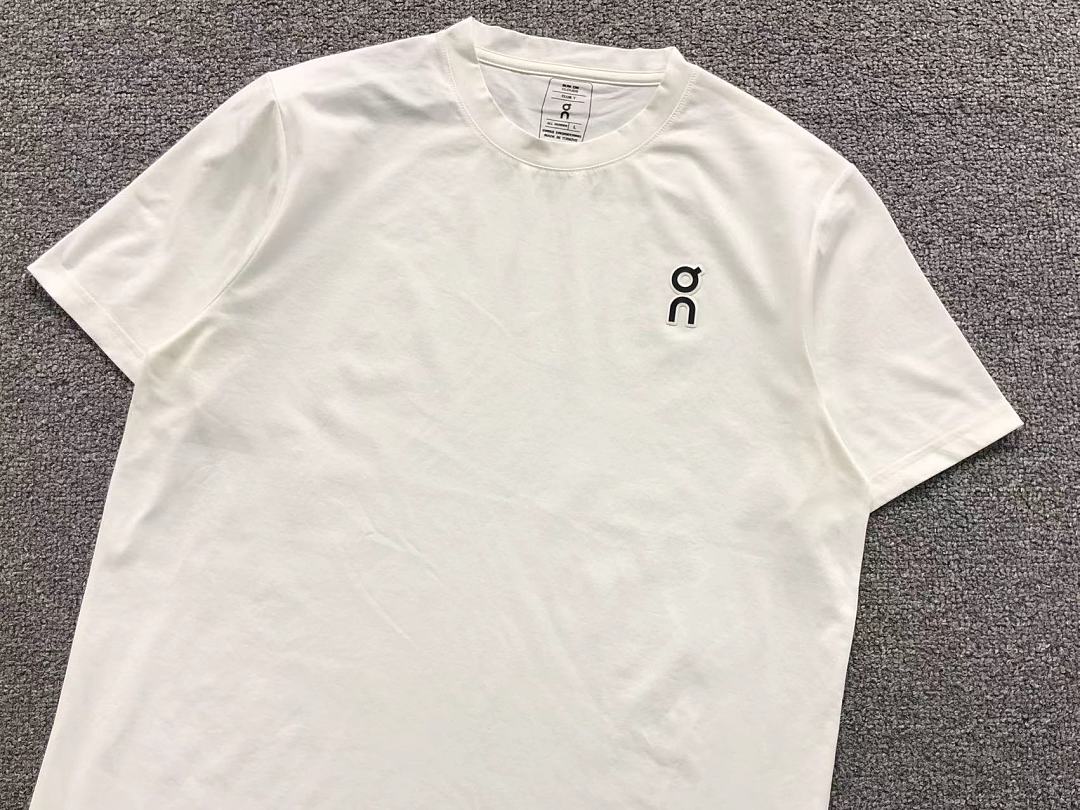On Running 78 ON T-SHIRT 3204260703 (Im 170Cm 60Kg I Wear Size L In The Phot) - Image 9