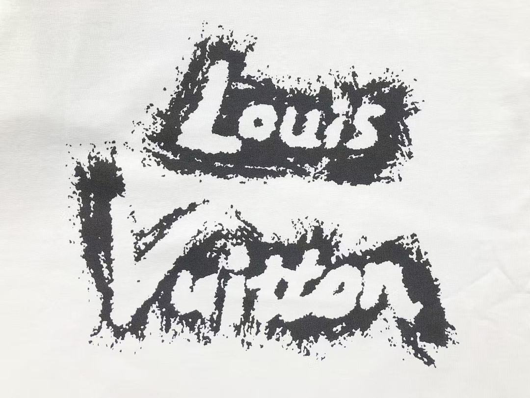 Louis Vuitton 108 L⭐ T-SHIRT 41062621126 (Im 170Cm 60Kg I Wear Size XS In The Phot) - Image 9