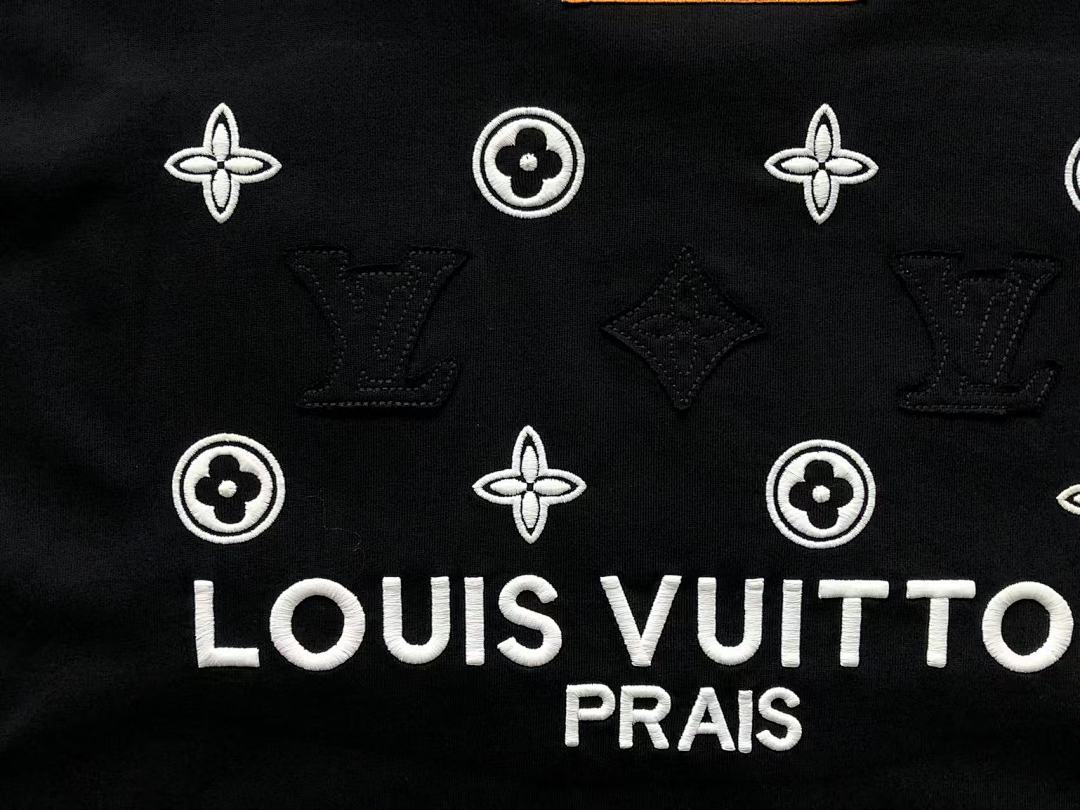 Louis Vuitton 115 L⭐ T-SHIRT 520121920 (Im 170Cm 60Kg I Wear Size L In The Phot) - Image 17