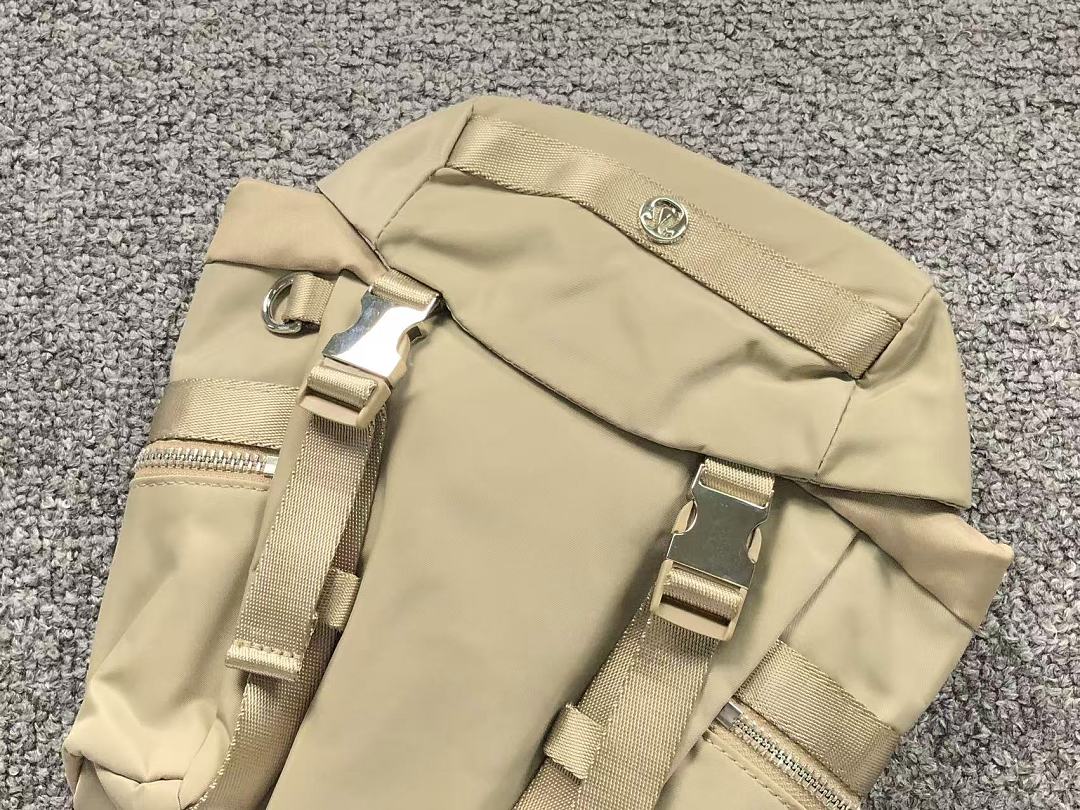 On Running 168 LULULEMON BAG 4207031377 (Long 15CM* Wide 9CM* High 19CM) - Image 19