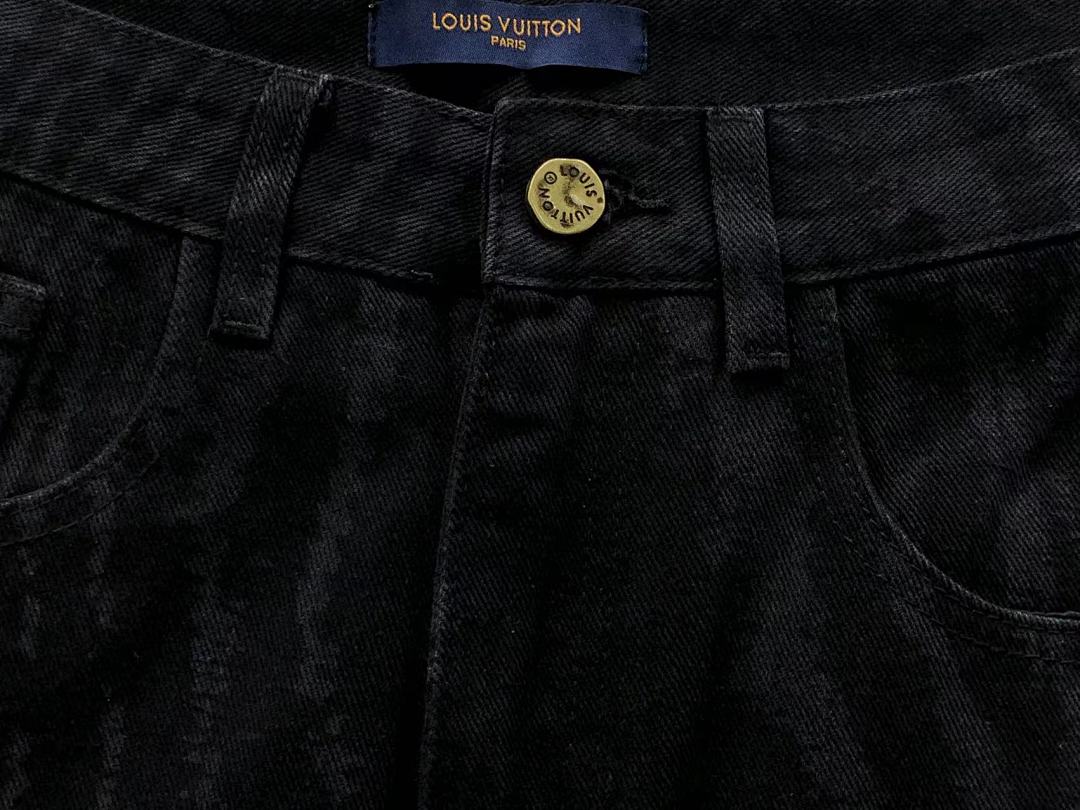 Louis Vuitton 195 L⭐ - Image 15