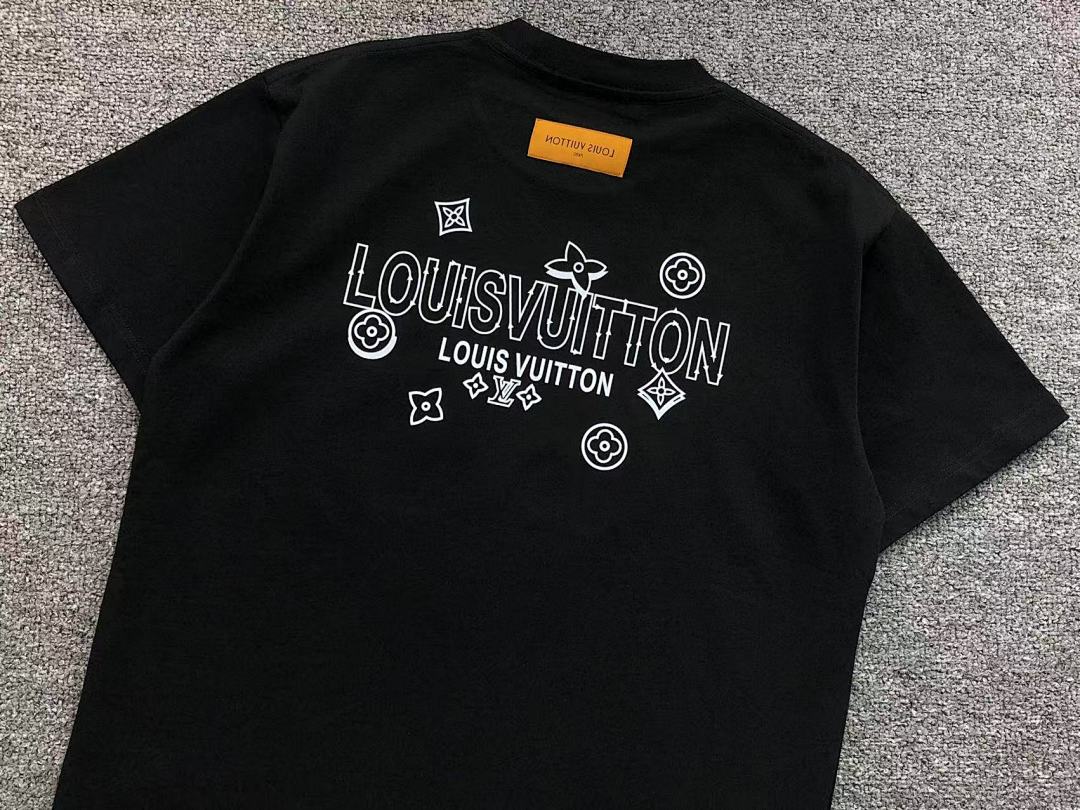 Louis Vuitton 118 L⭐ T-SHIRT 41080202133 (Im 170Cm 60Kg I Wear Size XL In The Phot) - Image 12