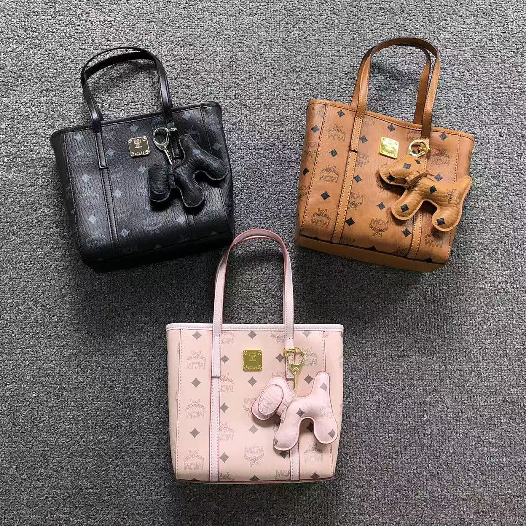 MCM 218 M⭐M BAG 4204250275 (Long 19CM* Wide 6CM* High 18CM)