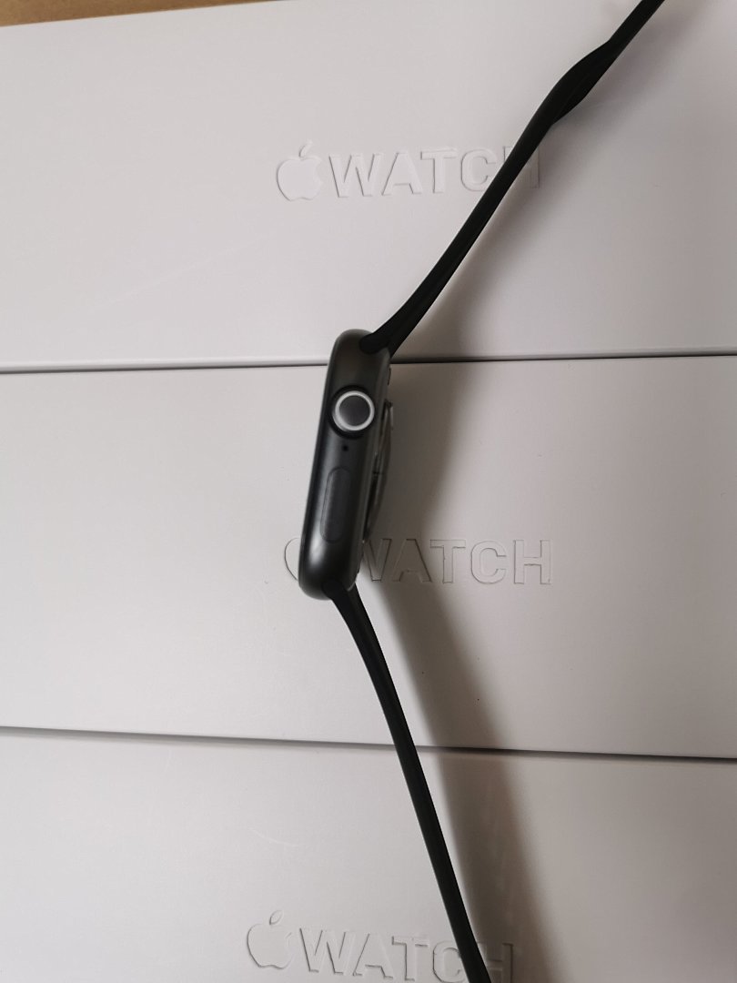 On Running Watch New 2024 High Resolution Screen - Image 18