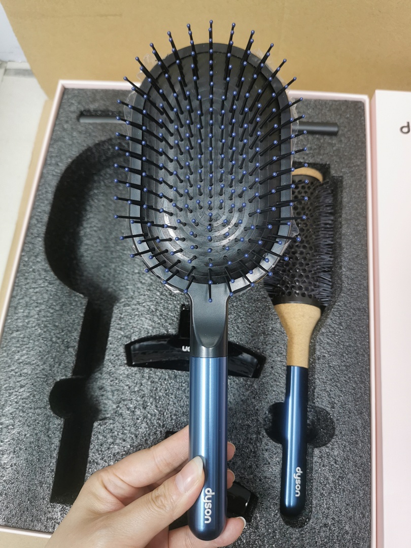 On Running Comb Gift Box - Image 21