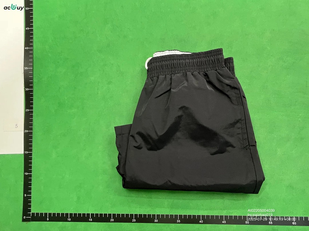 Christian Louboutin Beach Pants Men's Quick-Drying Quarter - Image 9