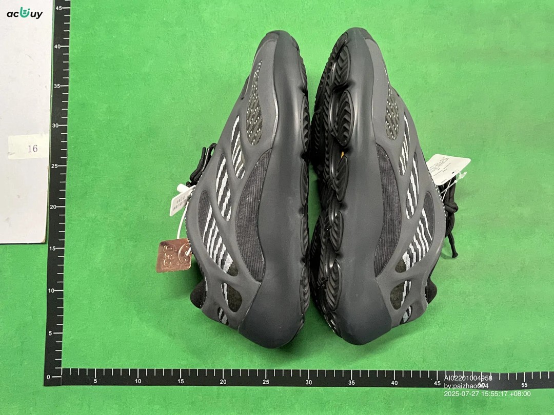 Shoes Y. Z 70.0 V3 - Image 2