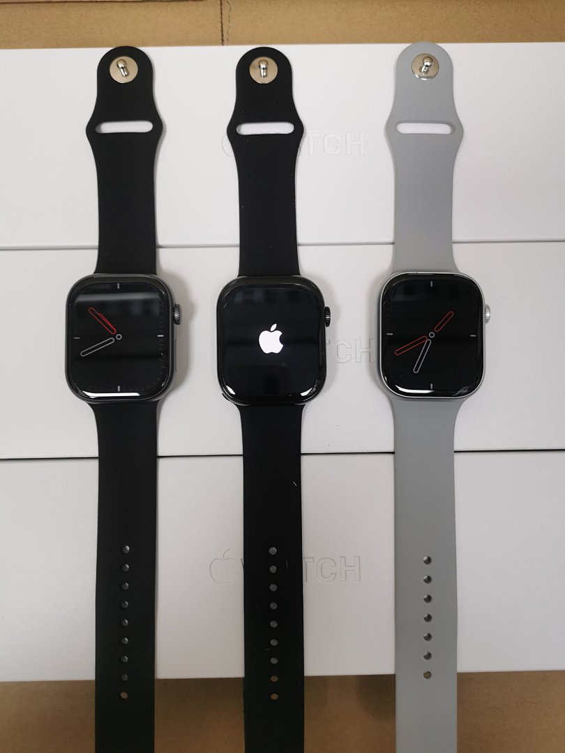 On Running Watch New 2024 High Resolution Screen
