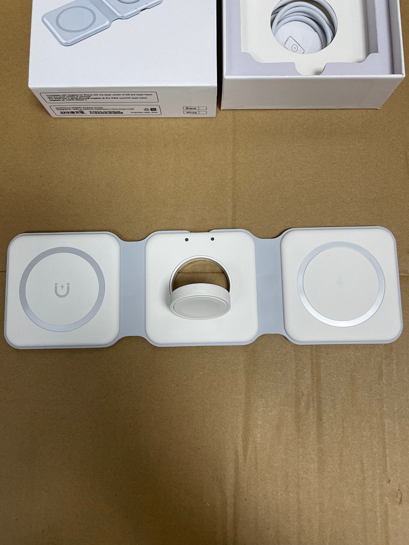 On Running MagSafe Wireless Charger - Image 14