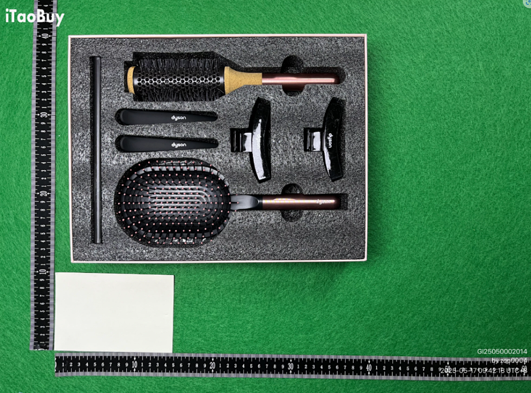 On Running Comb Gift Box - Image 3