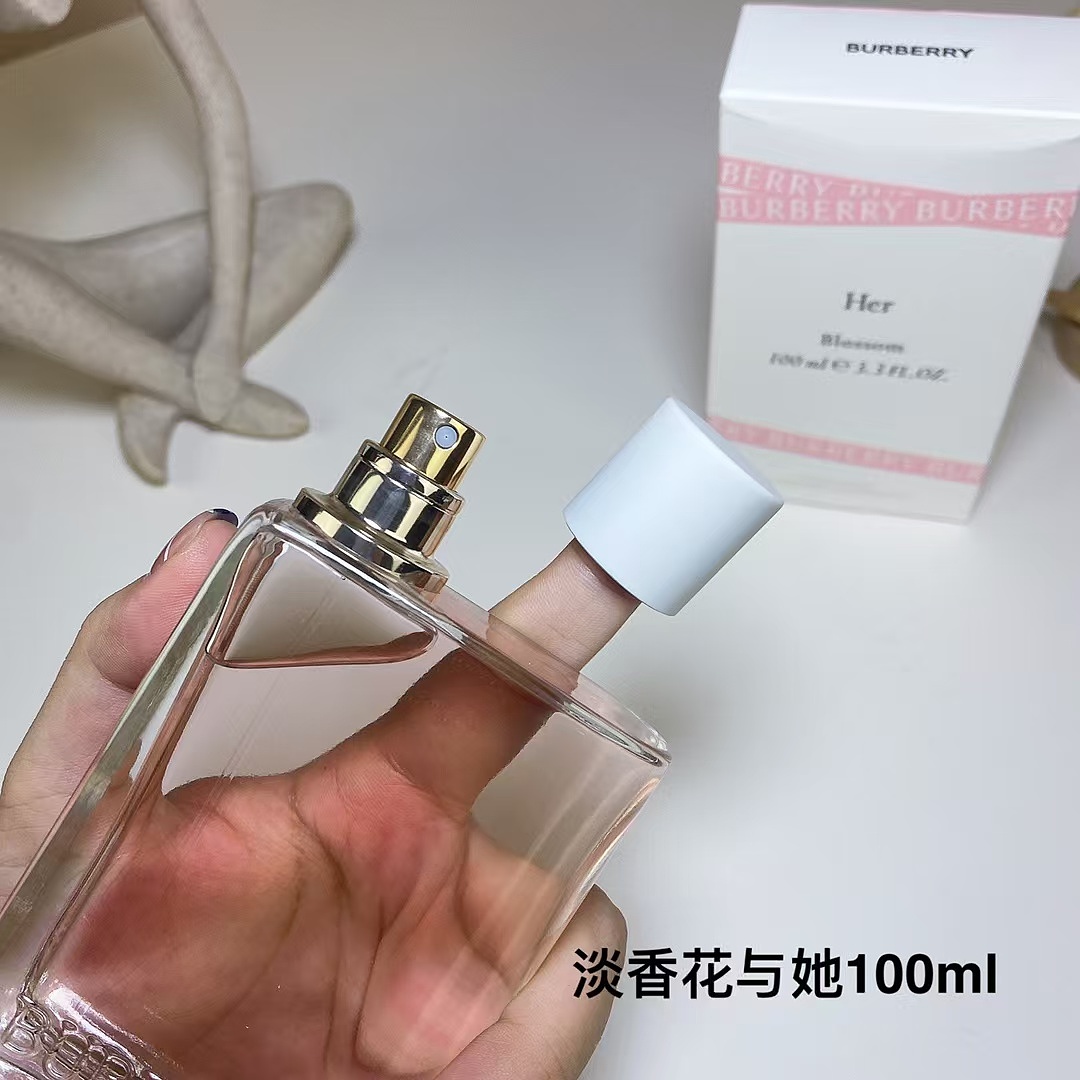 Other Burberry Flower And Her - Image 64