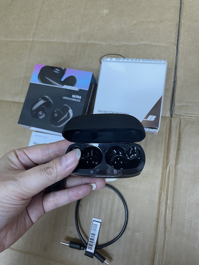 On Running Ultra Open Earbuds - Image 21