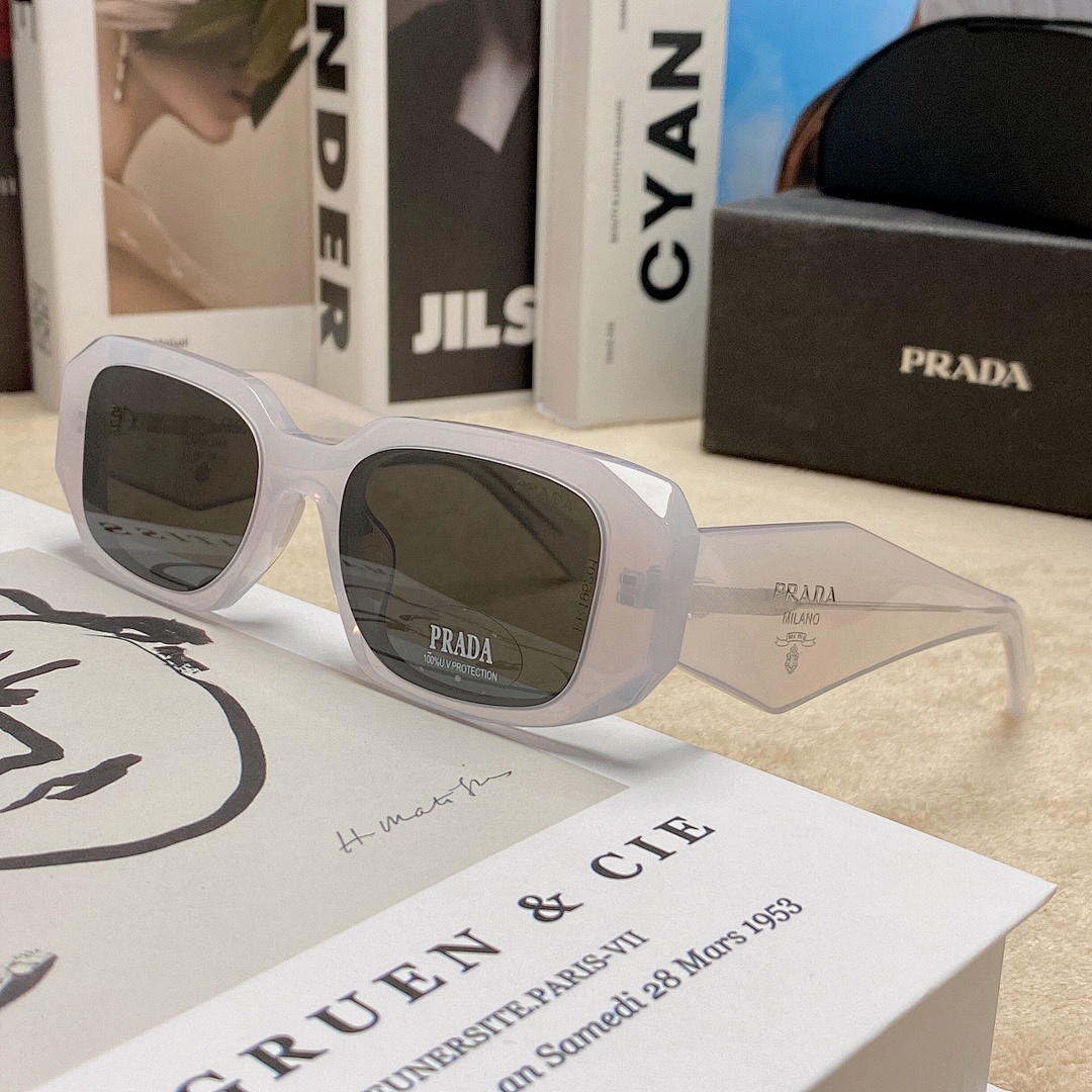 On Running PRADA - Image 8