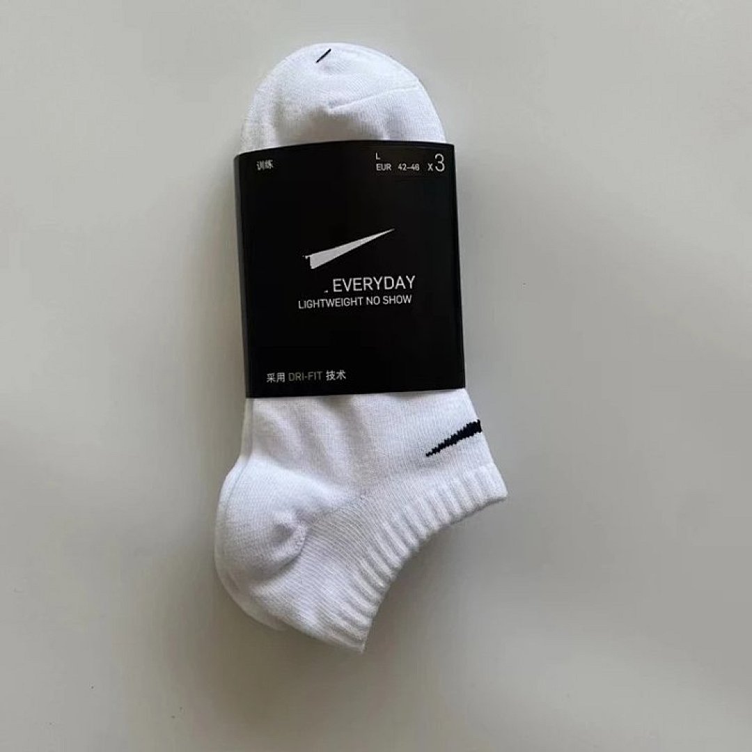 Other Ni.Ke Socks - Image 18
