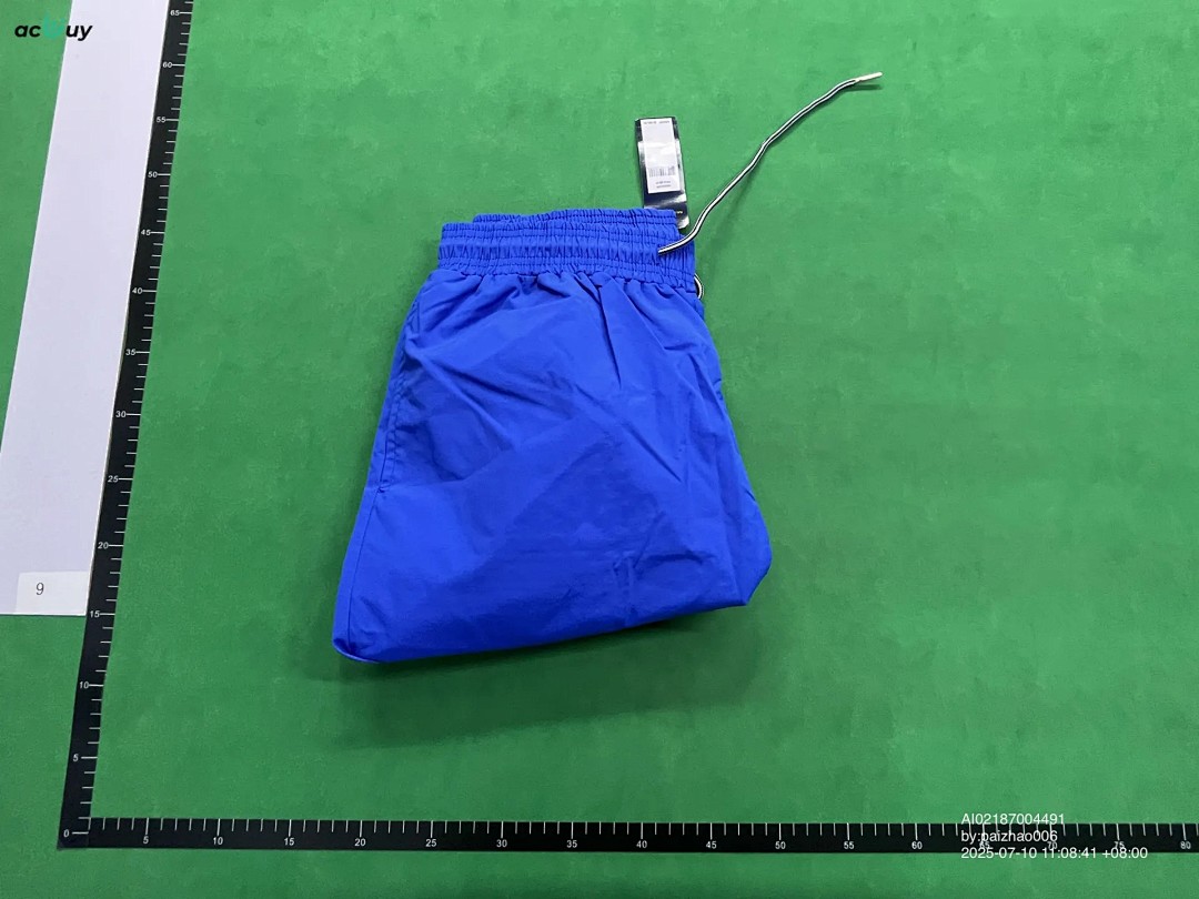 Christian Louboutin Beach Pants Men's Quick-Drying Quarter - Image 7
