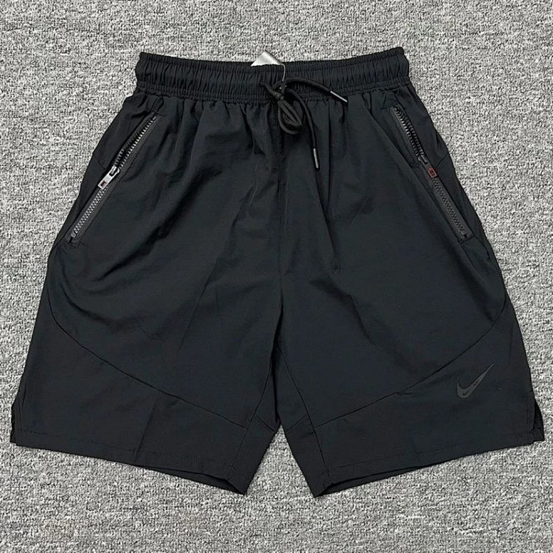 Christian Louboutin N,Ik.E Short Summer Wide - Image 15