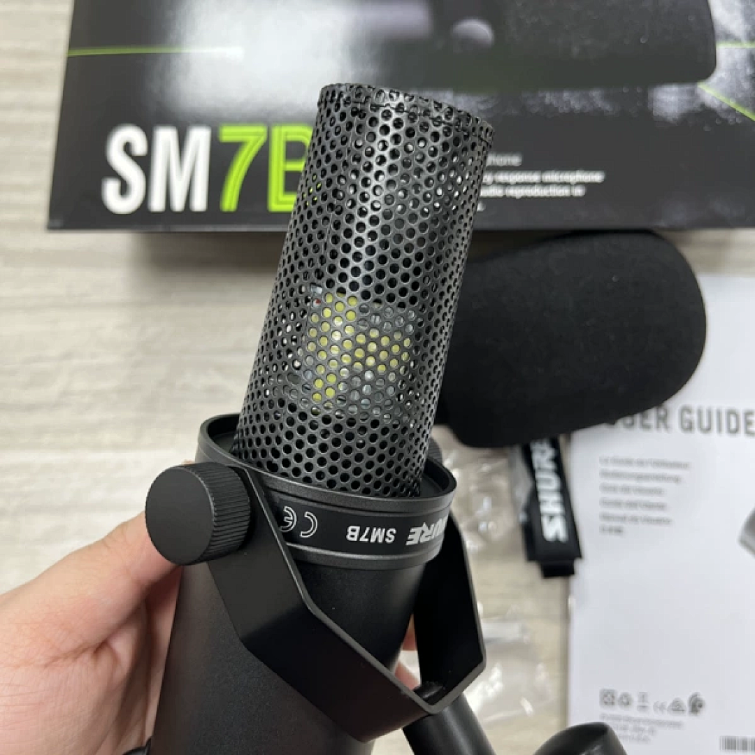 On Running Microphone - Image 10