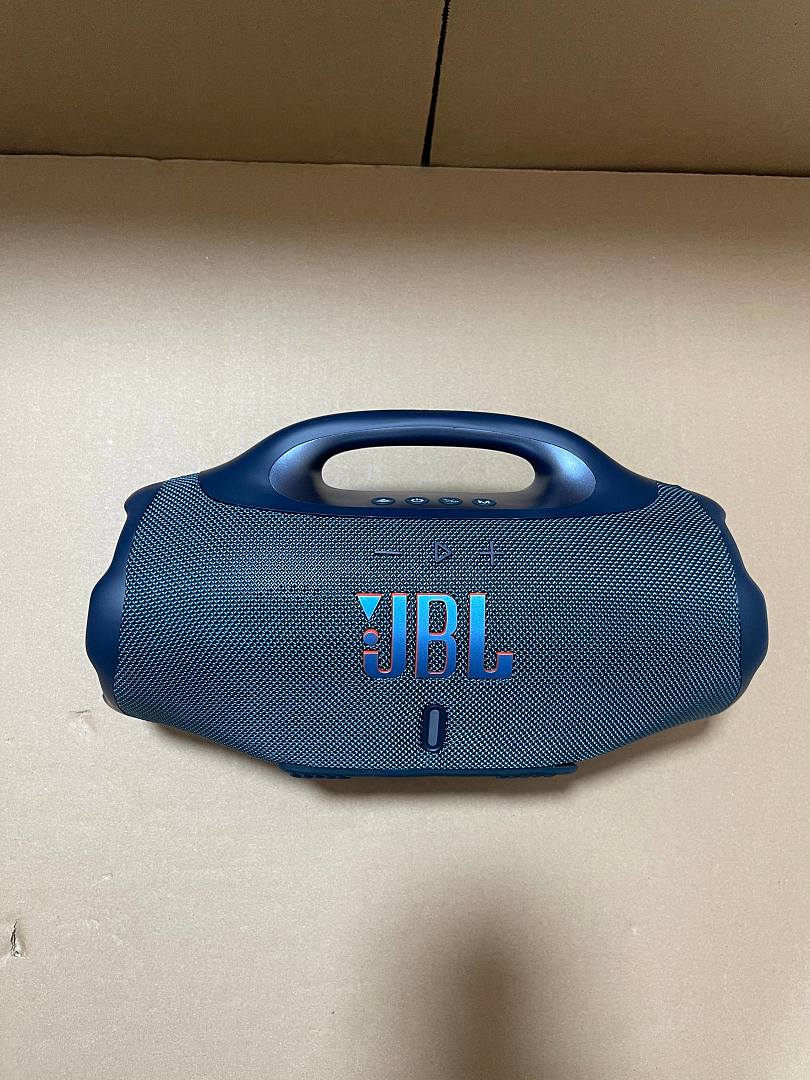 On Running JBL - Image 28