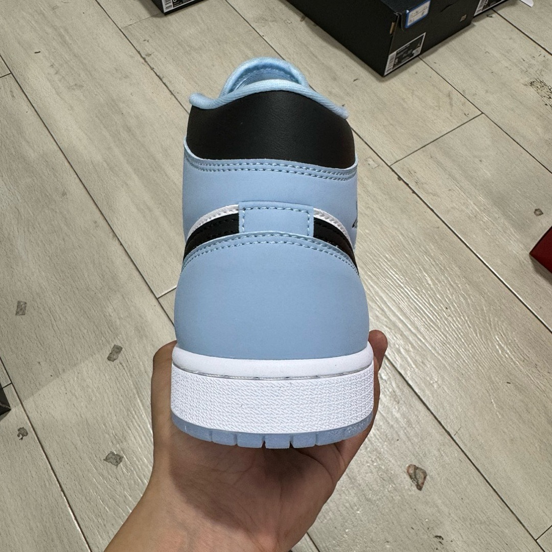Shoes Aa.Jj1 Mid - Image 7