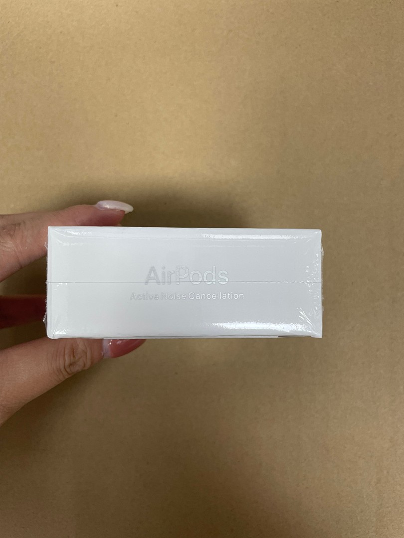On Running Airpods4 With - Image 12