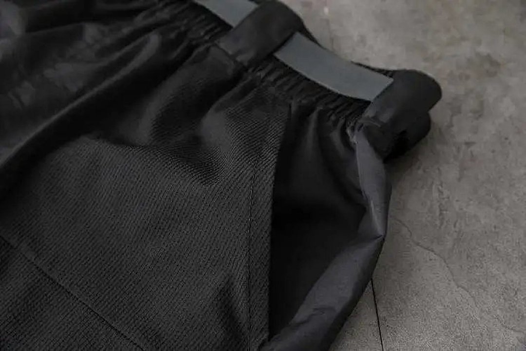 Christian Louboutin NIKE, Slim Fit Comfortable Casual Quick-Drying Running Pants With Narrow Crotch And Small Legs - Image 8