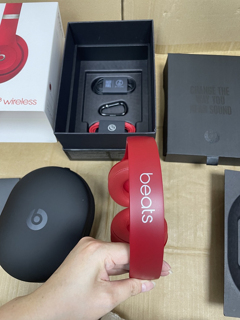 On Running Studio3 Wireless - Image 19