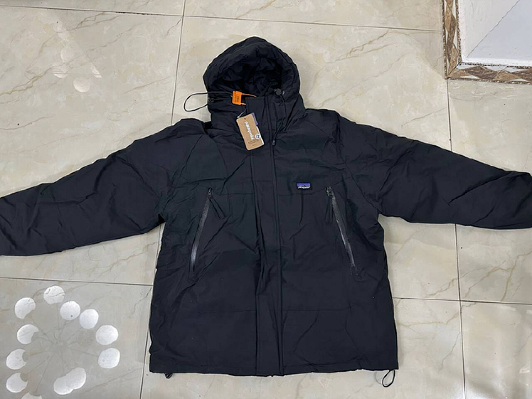 Christian Louboutin PA.TA Windproof Thick Warm Jacket With Hood - Image 10