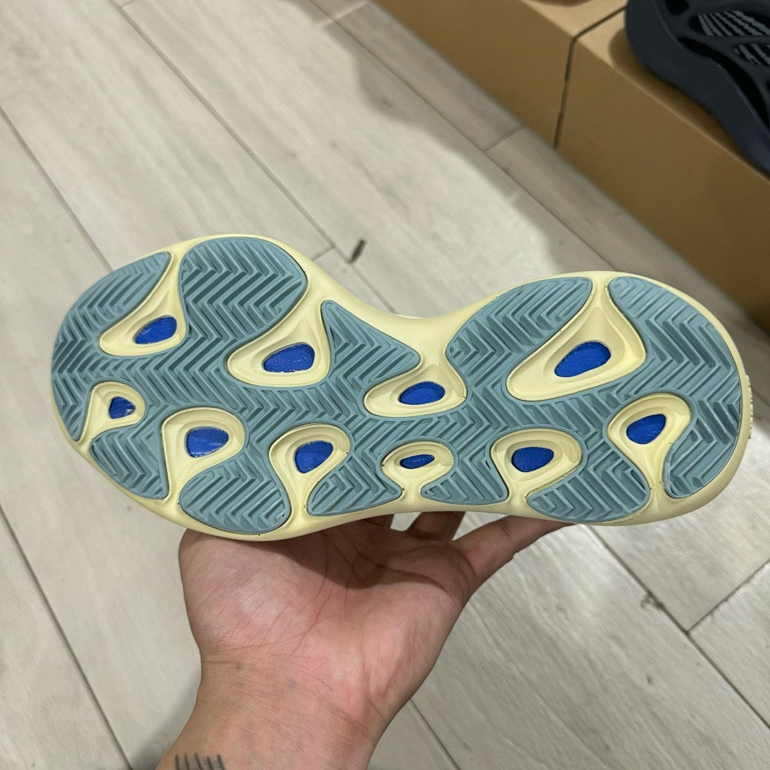 Shoes Y. Z 70.0 V3 - Image 89
