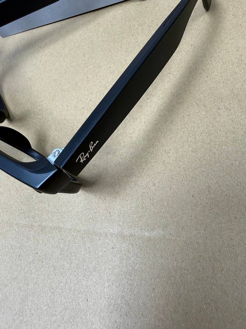 On Running Ray-Ban AI Sunglasses 2Nd - Image 8