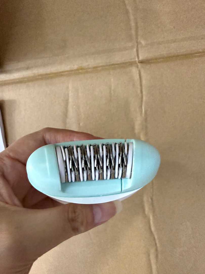 On Running P.Hi.L.I,P.S Hair Removal Device - Image 12