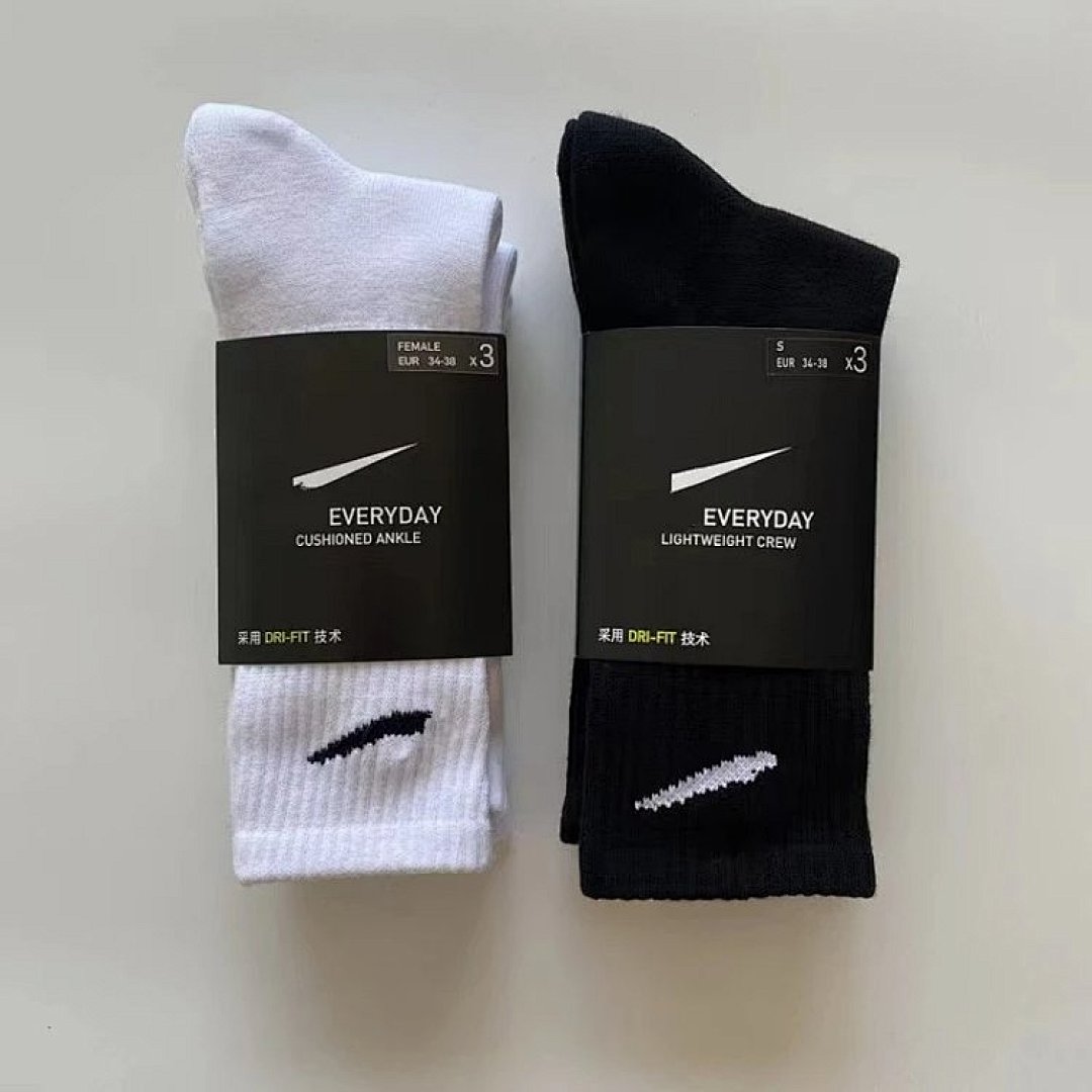 Other Ni.Ke Socks - Image 13