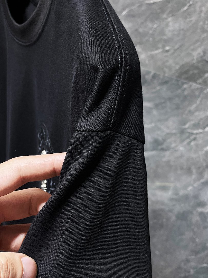 Christian Louboutin Christian Louboutin - Image 14