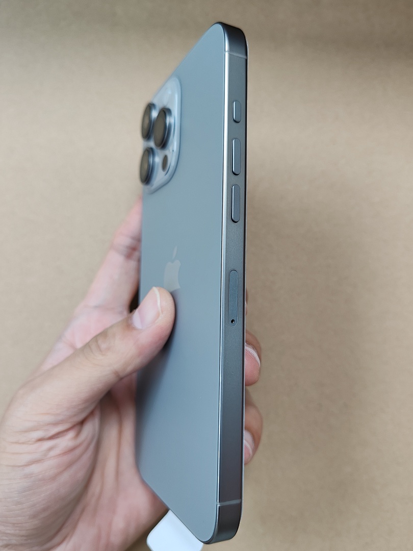 On Running Ip 16 Pro Max (Kakobuy/USfans Can't Buy It) - Image 11