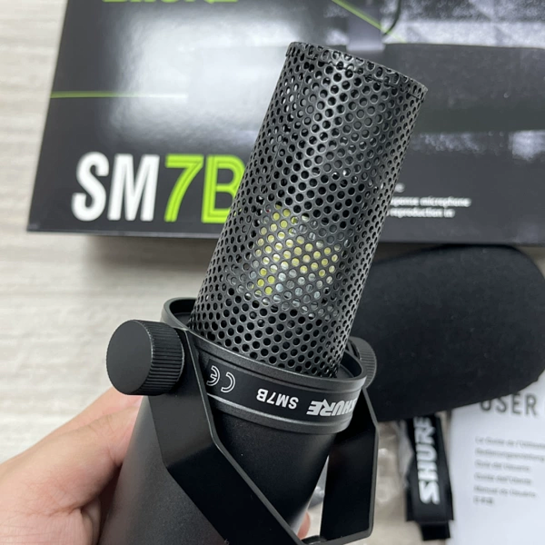 On Running Microphone - Image 6